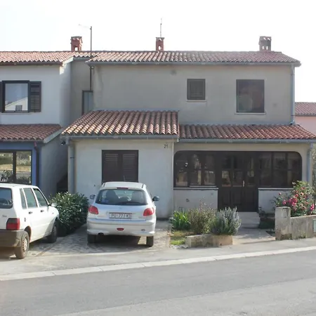 Apartman Stefanija Vinkuran * Пула